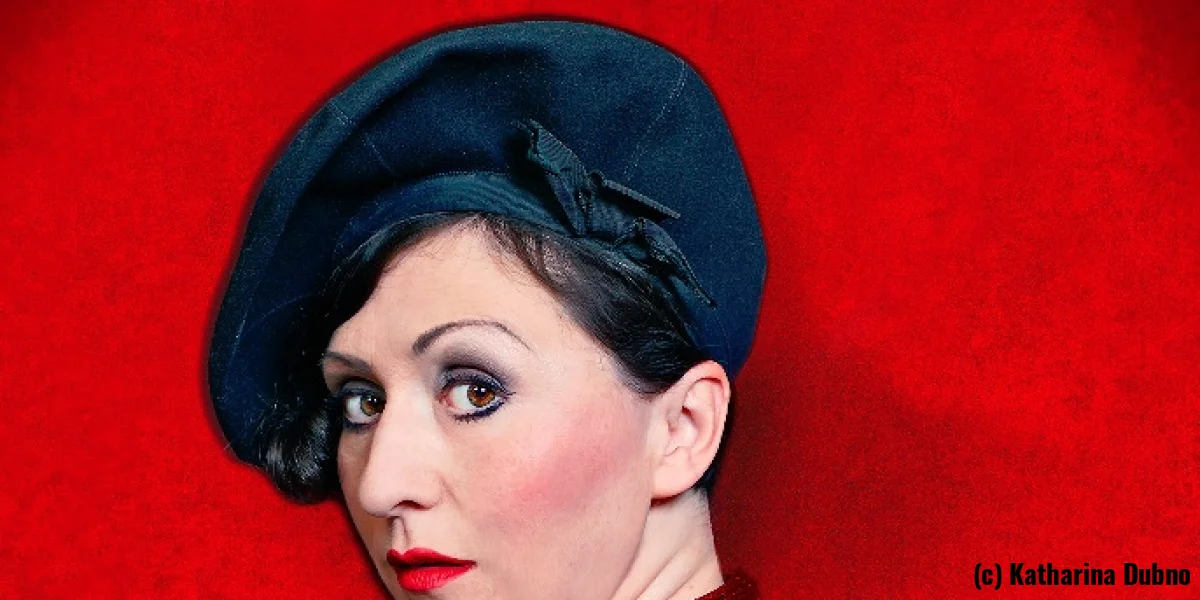 Evi Niessner singt Piaf