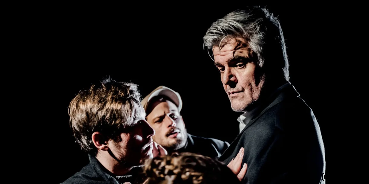 Zwischenfall in Vichy von Arthur Miller Zwischenfall in Vichy von Arthur Miller